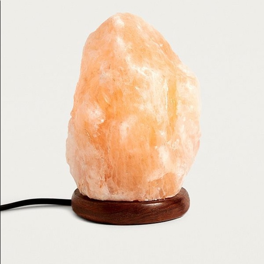 URBAN OUTFITTERS PINK Himalayan Salt Lamp